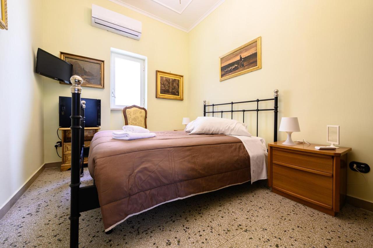 Villa Emilia Pozzuoli Exteriör bild