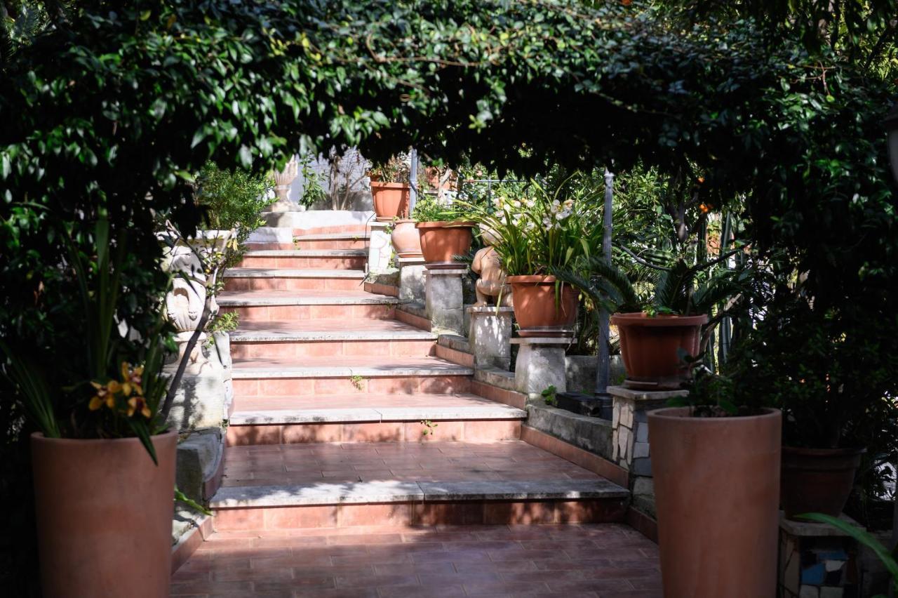 Villa Emilia Pozzuoli Exteriör bild