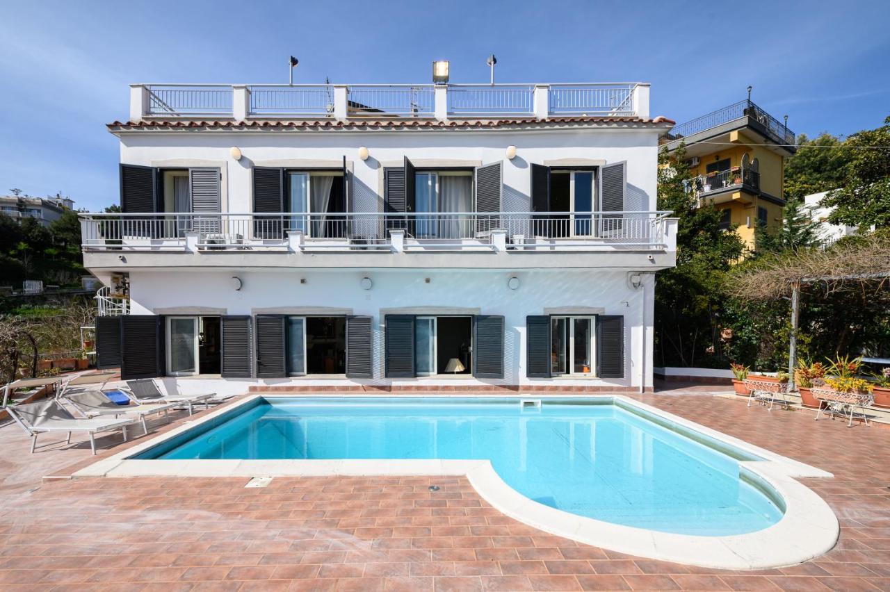 Villa Emilia Pozzuoli Exteriör bild