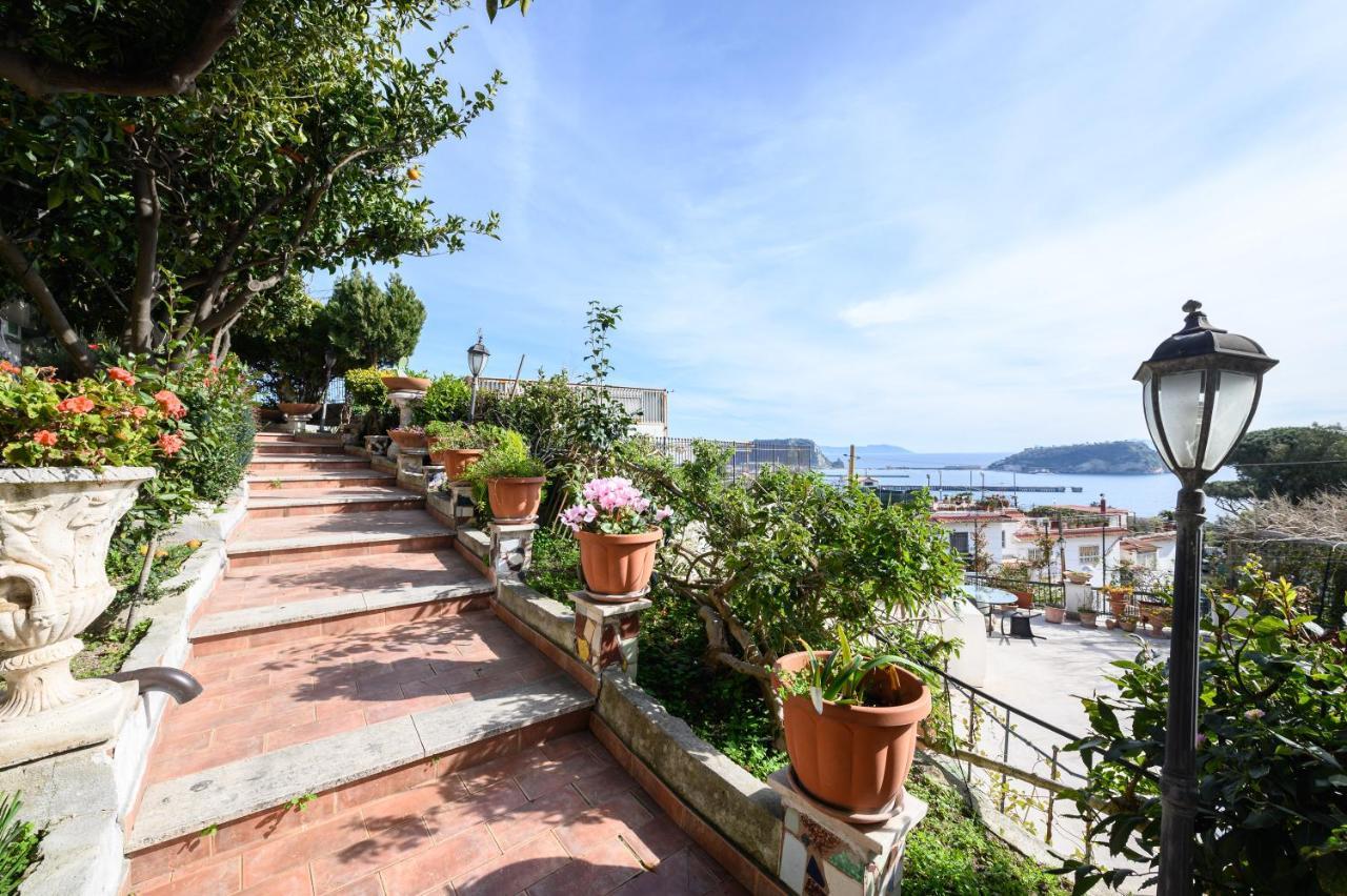 Villa Emilia Pozzuoli Exteriör bild