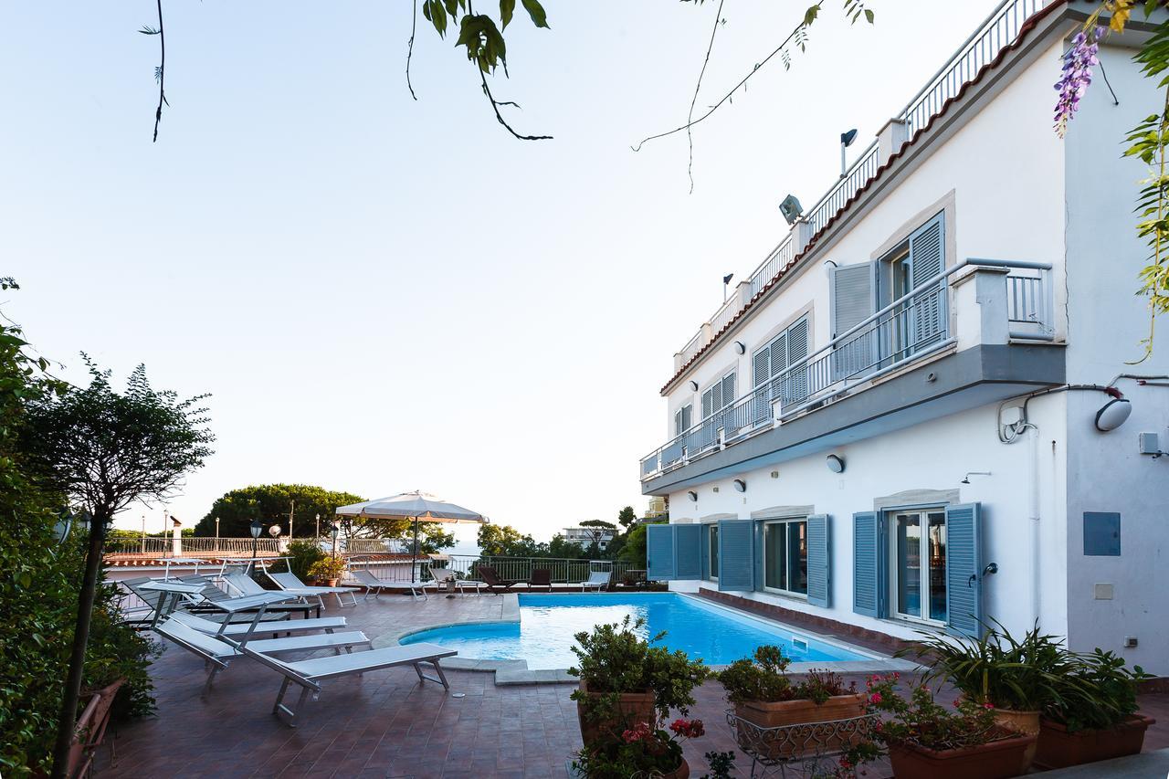 Villa Emilia Pozzuoli Exteriör bild