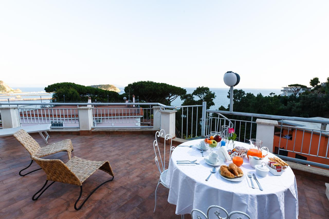 Villa Emilia Pozzuoli Exteriör bild
